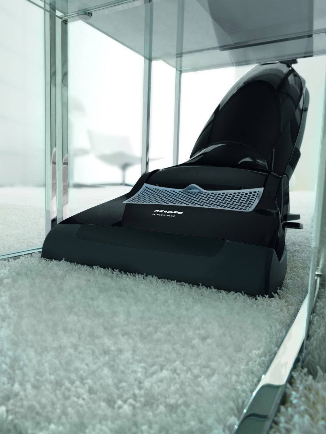 Miele Maverick Dynamic U1 Upright Vacuum Cleaner