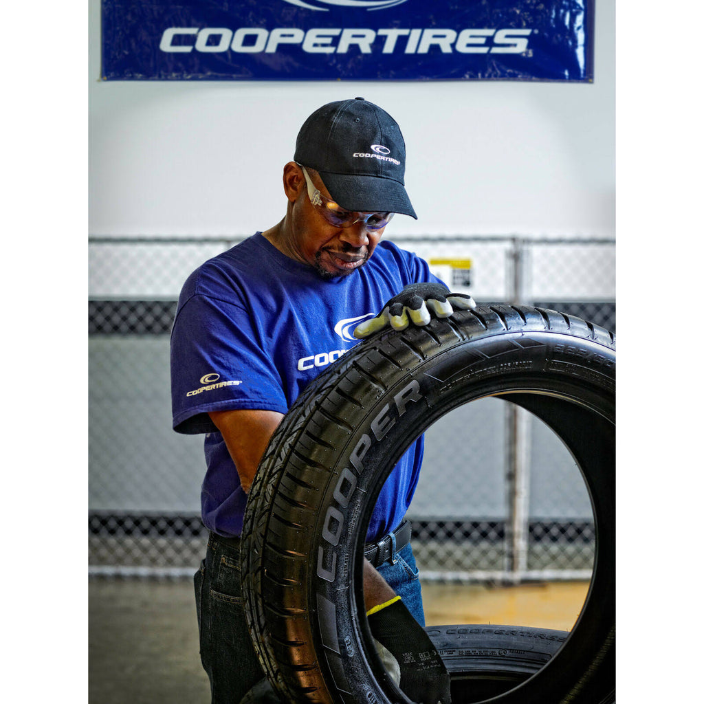 Cooper Evolution Tour All-Season Tire, 225/65R16 100T